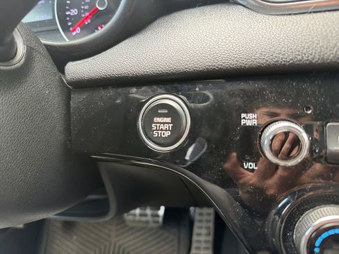 Used 2019 Kia Sportage EX w/ EX Sport Appearance Package AWD/4WD image 8