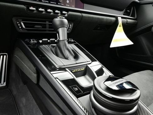 Certified 2025 Porsche 911 GT3 RS RWD image 11