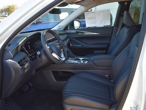 New 2025 INFINITI QX60 Luxe w/ Lighting Package (N94) image 10