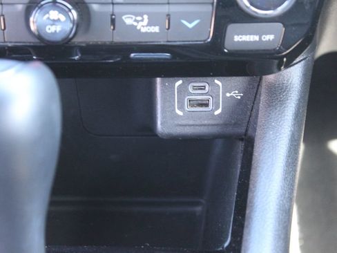 Used 2025 Jeep Compass Limited AWD/4WD image 21