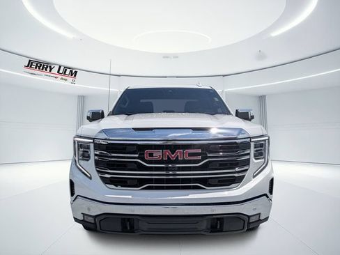 Used 2025 GMC Sierra 1500 SLT w/ SLT Convenience Package RWD image 8