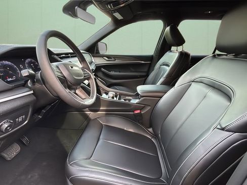New 2026 Jeep Grand Cherokee Limited AWD/4WD image 38