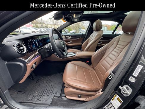 Used 2022 Mercedes-Benz E 450 4MATIC Sedan image 7