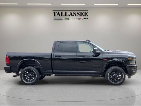 New 2026 RAM 2500 Limited AWD/4WD image 12