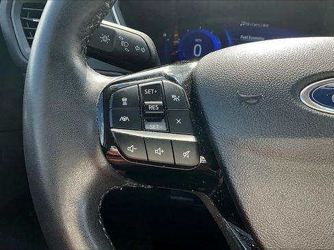 Used 2022 Ford Escape SEL w/ Technology Package image 22