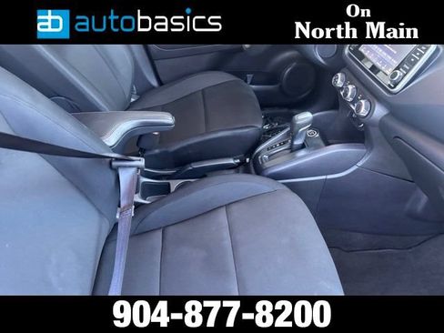 Used 2024 Nissan Kicks S FWD image 11