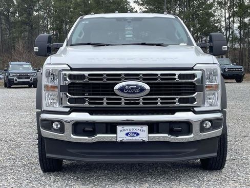New 2026 Ford F550 4x4 Crew Cab image 13