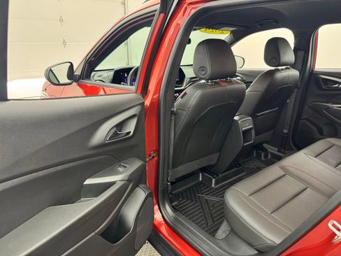 Used 2024 Chevrolet Trax RS w/ Driver Confidence Package image 37