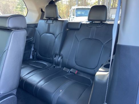 Used 2025 Honda Pilot EX-L image 23