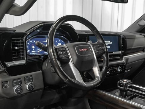 Used 2023 GMC Sierra 1500 SLT AWD/4WD image 14