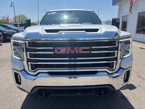 Used 2022 GMC Sierra 2500 SLT AWD/4WD image 2