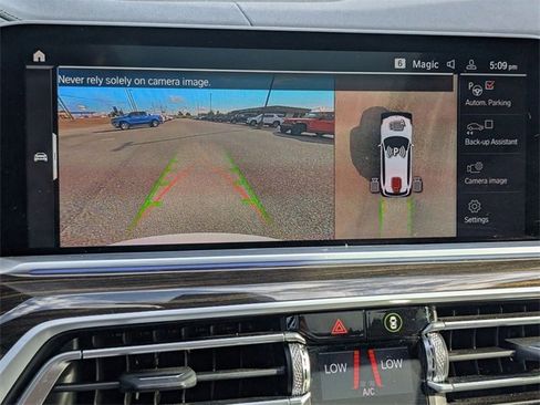 Used 2021 BMW X5 M50i w/ Executive Package image 26