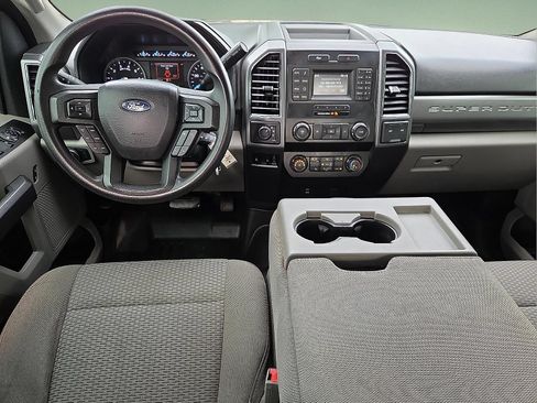 Used 2019 Ford F250 XLT AWD/4WD image 11