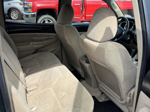 Used 2010 Toyota Tacoma 4x4 Double Cab image 8