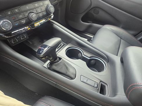 Used 2022 Dodge Durango R/T AWD/4WD image 25