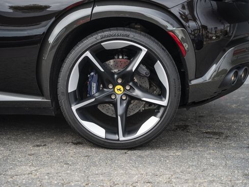 Certified 2024 Ferrari Purosangue AWD/4WD image 15