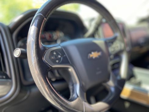 Used 2016 Chevrolet Silverado 1500 LTZ image 31