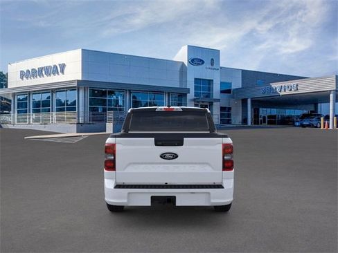 New 2025 Ford Maverick Lobo image 5