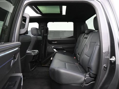 Used 2025 Toyota Tundra Platinum AWD/4WD image 20