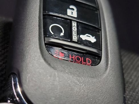 Certified 2025 Honda Civic Sport image 32