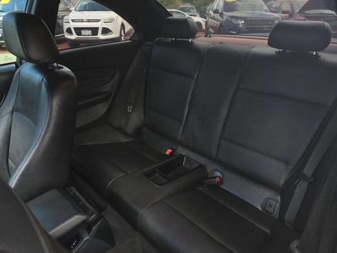 Used 2011 BMW 135i Coupe w/ Premium Pkg image 11