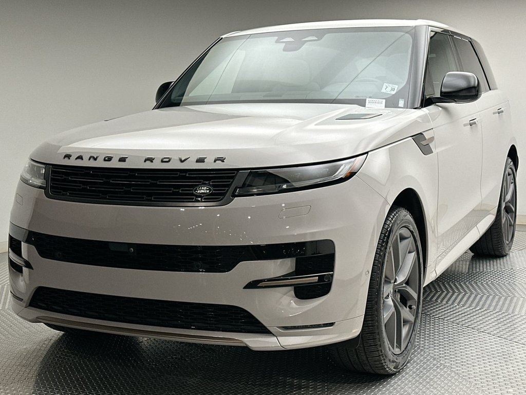 Used 2025 Land Rover Range Rover Sport Dynamic SE AWD/4WD image 1
