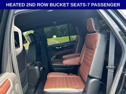 Used 2023 GMC Yukon Denali Ultimate AWD/4WD image 8