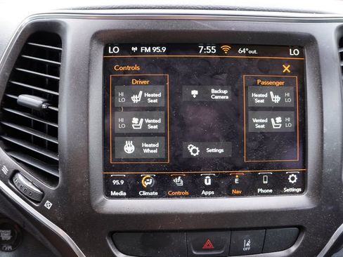 Used 2022 Jeep Cherokee Trailhawk w/ Sound & Nav Group AWD/4WD image 6