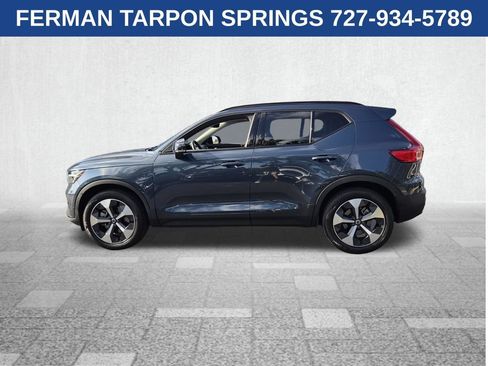 Certified 2026 Volvo XC40 B4 Plus w/ Protection Package Premier FWD image 5