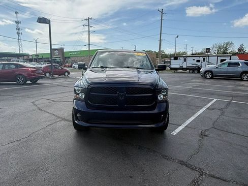 Used 2016 RAM 1500 Express w/ Popular Equipment Group image 4
