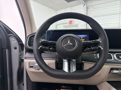 New 2026 Mercedes-Benz GLS 450 GLS 450 image 15