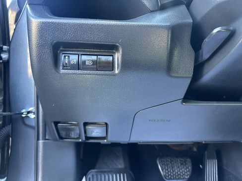 Used 2024 Toyota RAV4 LE image 9