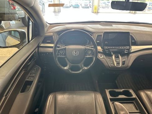 Used 2018 Honda Odyssey EX-L image 2