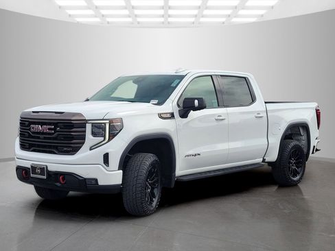 Used 2022 GMC Sierra 1500 AT4X image 8