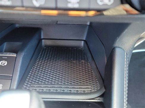 Certified 2023 Nissan Kicks SR image 23