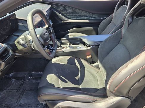 Used 2025 Dodge Charger R/T Scat Pack w/ Track Pack image 11