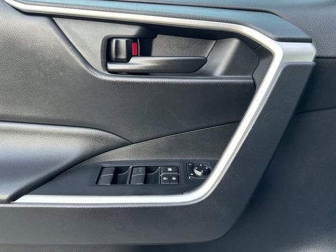 Used 2020 Toyota RAV4 LE w/ All Weather Liner Package image 11