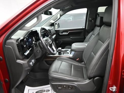 Used 2022 GMC Sierra 1500 SLT w/ SLT Premium Plus Package image 9