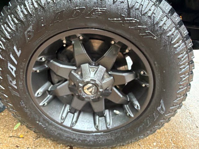 Used 2008 Nissan Titan LE AWD/4WD image 32
