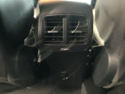 Used 2020 Ford Escape SEL AWD/4WD image 24