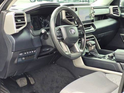 Used 2024 Toyota Tundra SR5 w/ SR5 Convenience Package image 10