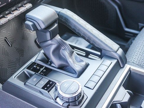 New 2026 Toyota 4Runner SR5 image 22