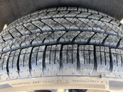 Used 2022 Jeep Grand Cherokee Laredo X image 21