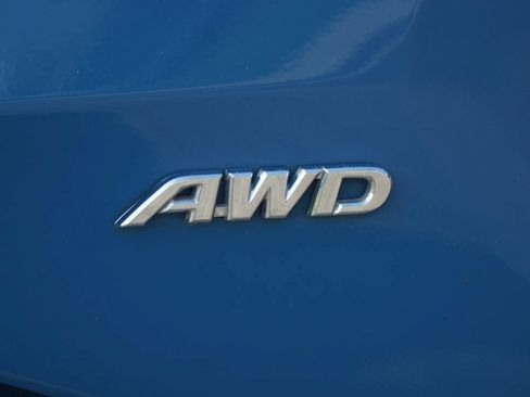 Used 2023 Toyota RAV4 XSE AWD/4WD image 18