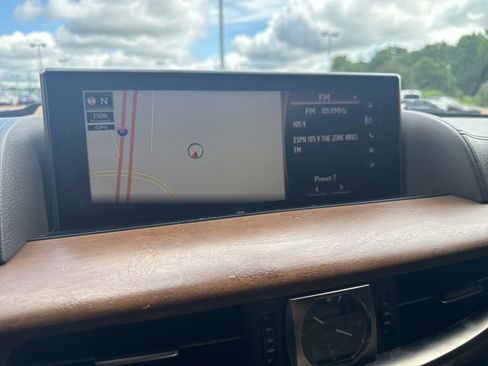Used 2017 Lexus LX 570 4WD image 13