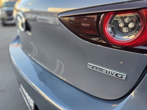 Used 2020 MAZDA MAZDA3 AWD Hatchback w/ Premium Pkg image 16