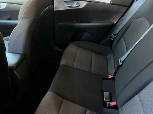 Used 2023 Kia Forte LXS FWD image 5