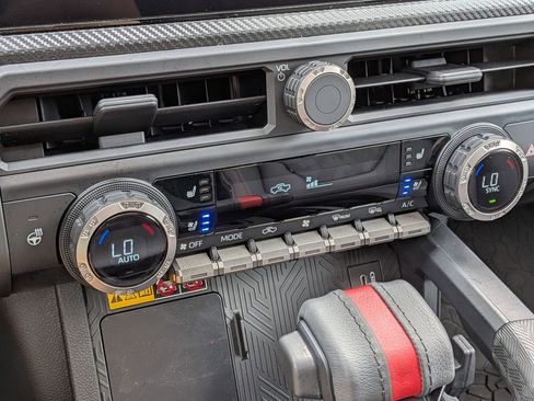 Used 2025 Toyota Tacoma TRD Pro w/ Tow Tech Package AWD/4WD image 22