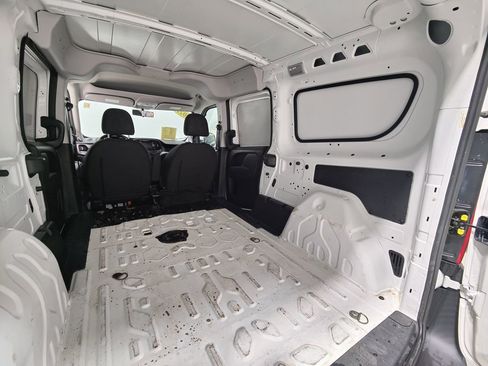 Used 2021 RAM ProMaster City Tradesman image 9