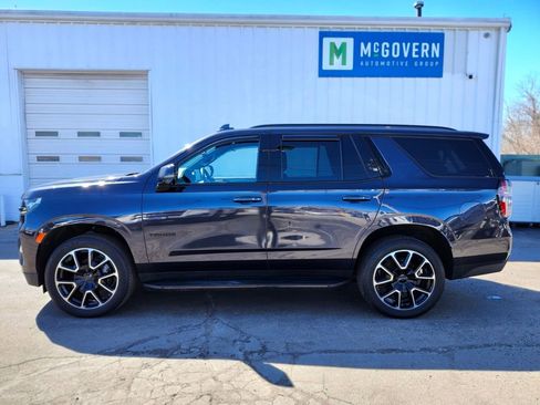 Used 2022 Chevrolet Tahoe RST w/ Luxury Package image 2